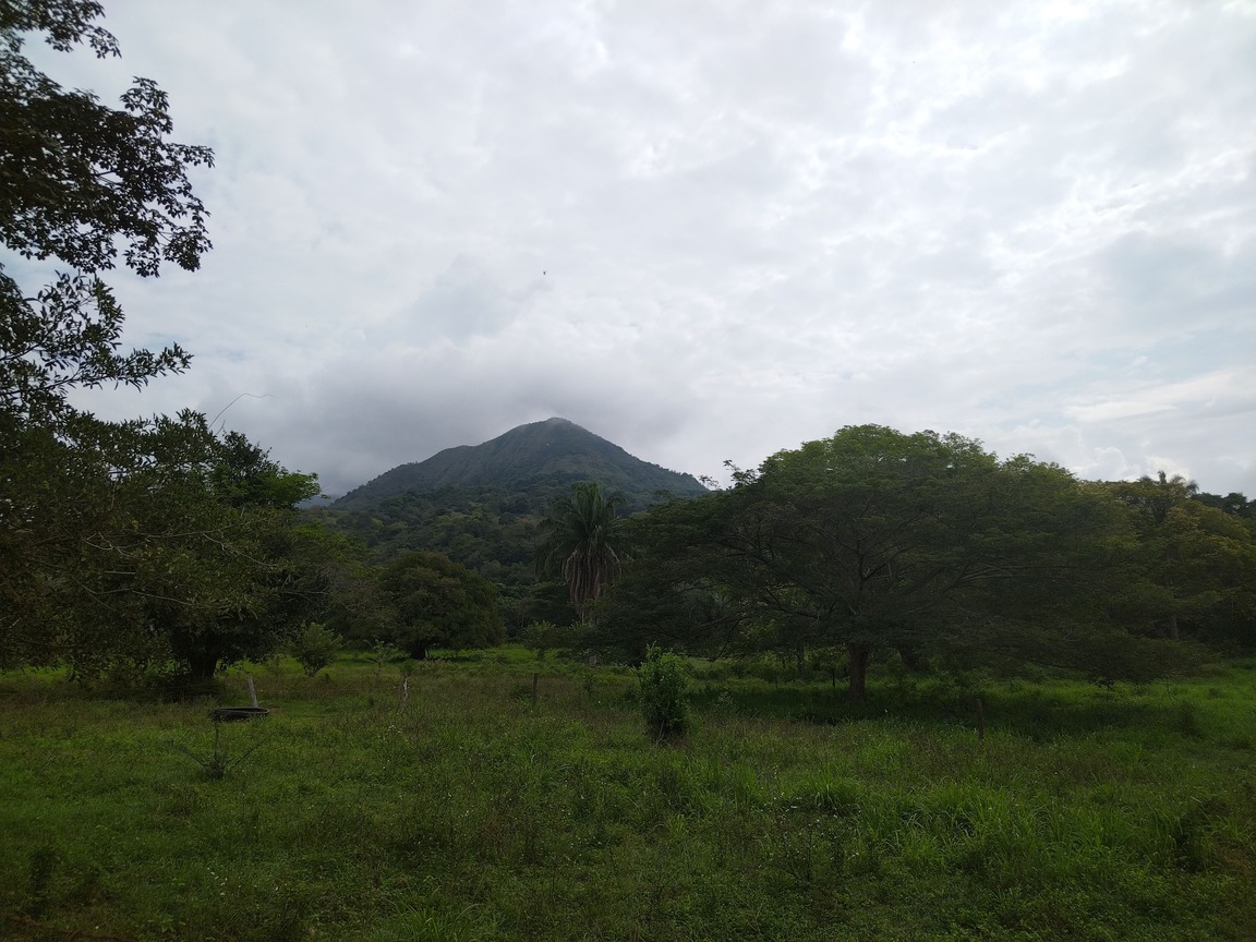 Paisaje en Agua de Dios